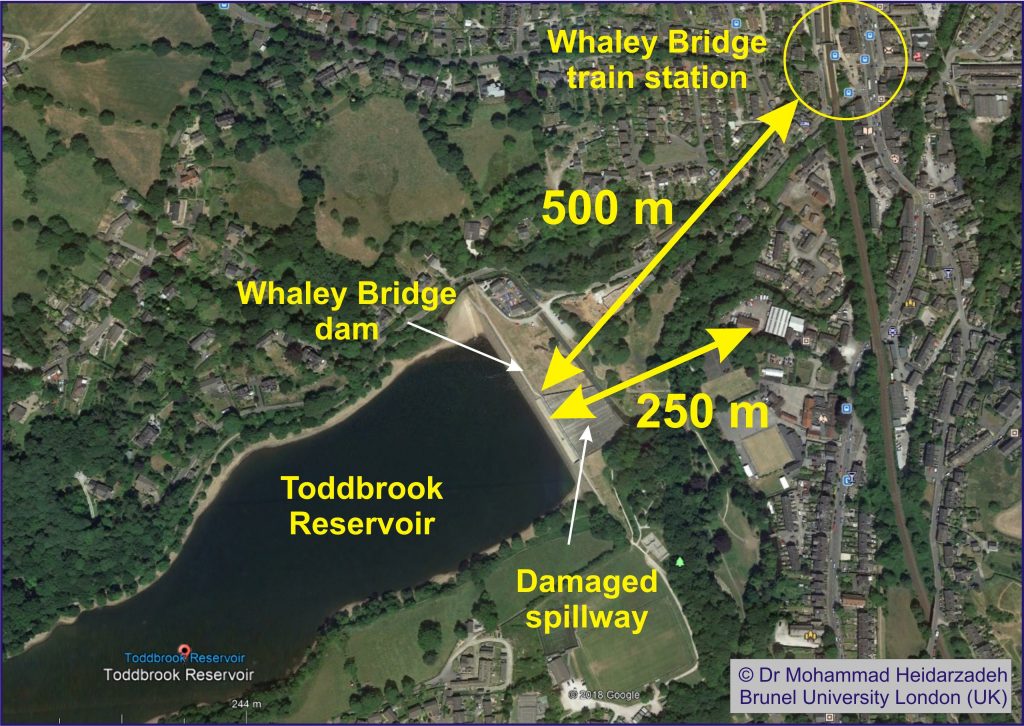 La ciudad de Derbyshire en Goyt Valley se encuentra a tan solo 500 m aguas abajo de la presa de Whaley Bridge